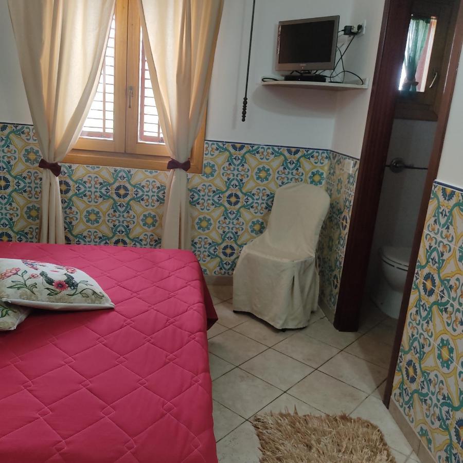 Baglio Cracchiolo Da Tuzzo - Casa Bouganville San Vito Lo Capo Exteriör bild