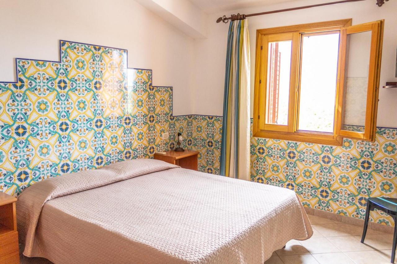 Baglio Cracchiolo Da Tuzzo - Casa Bouganville San Vito Lo Capo Exteriör bild